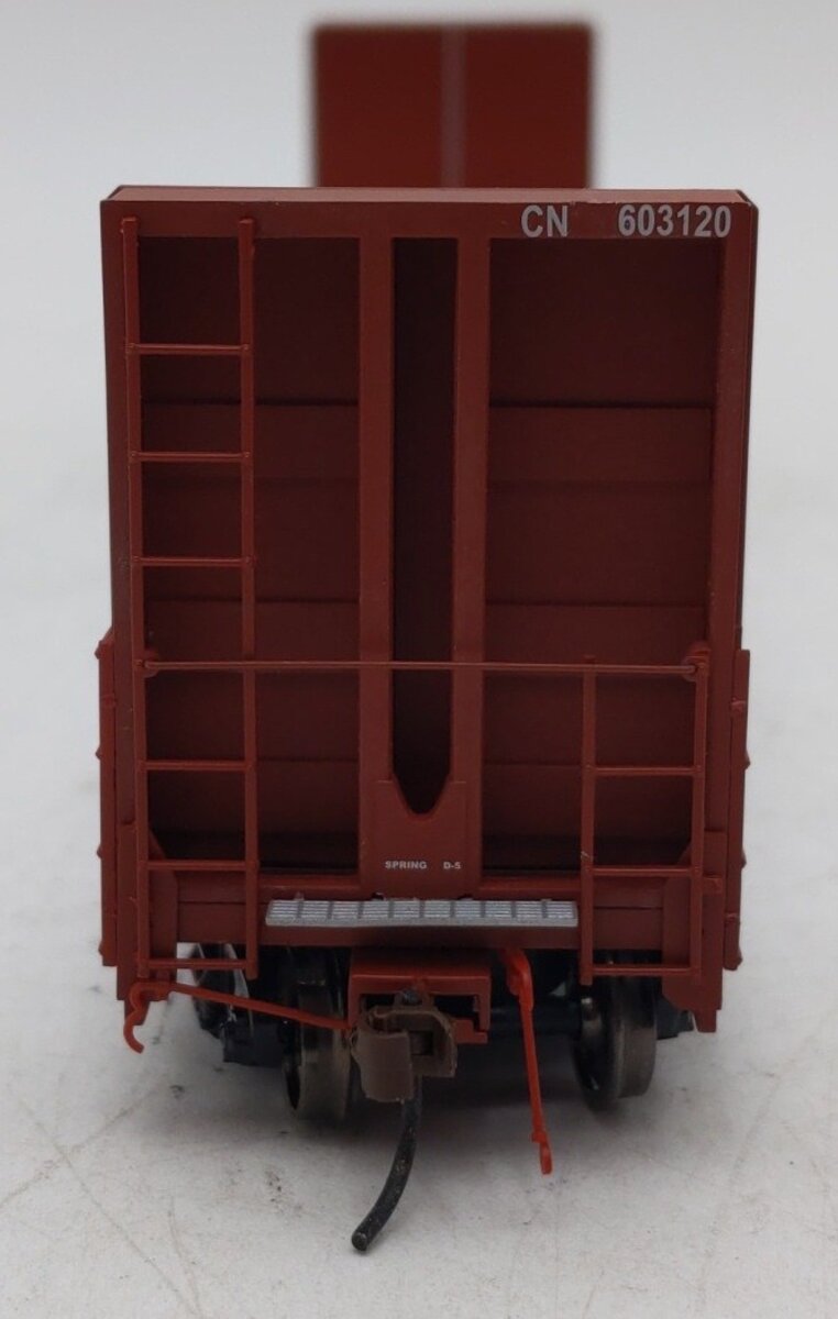 True Line Trains 302005 HO Scale Canadian National Flatcar w/ Bulkheads #603120 EX/Box