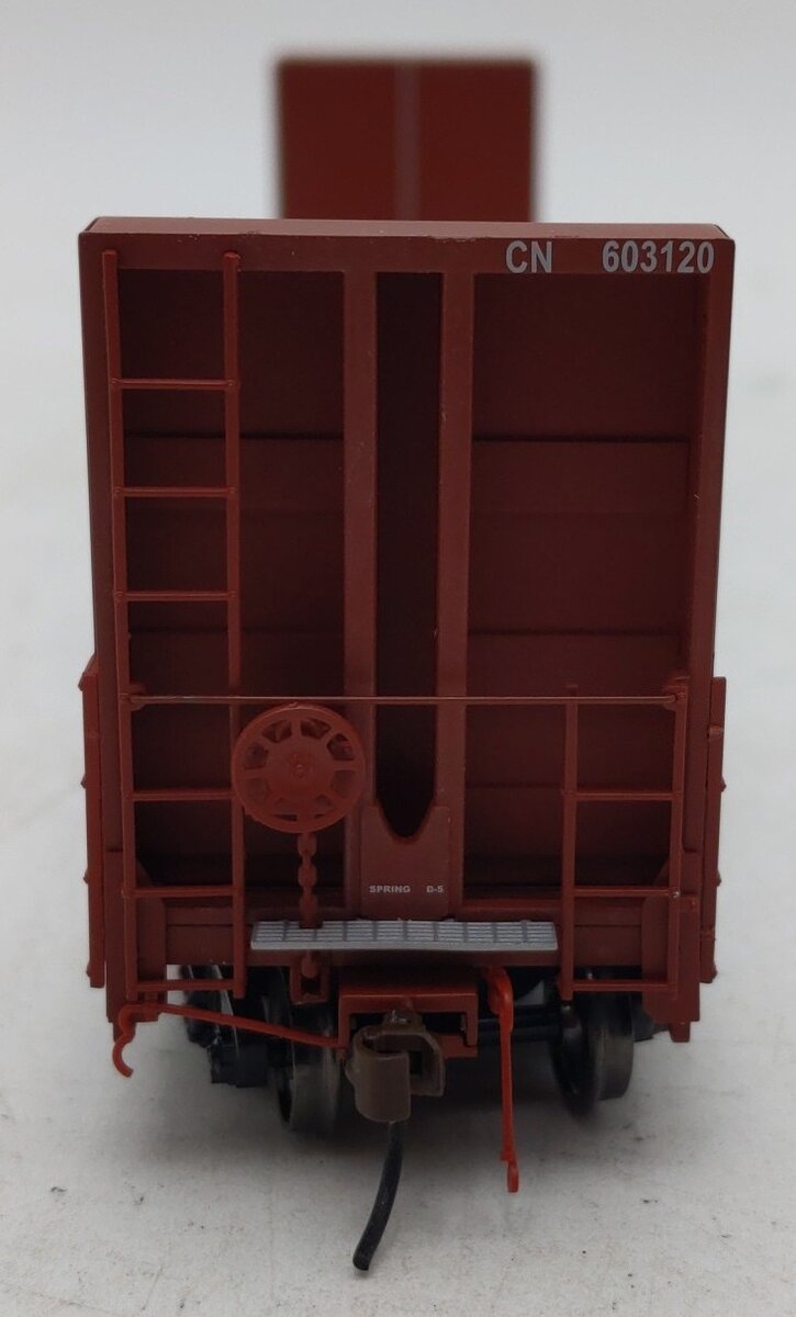 True Line Trains 302005 HO Scale Canadian National Flatcar w/ Bulkheads #603120 EX/Box