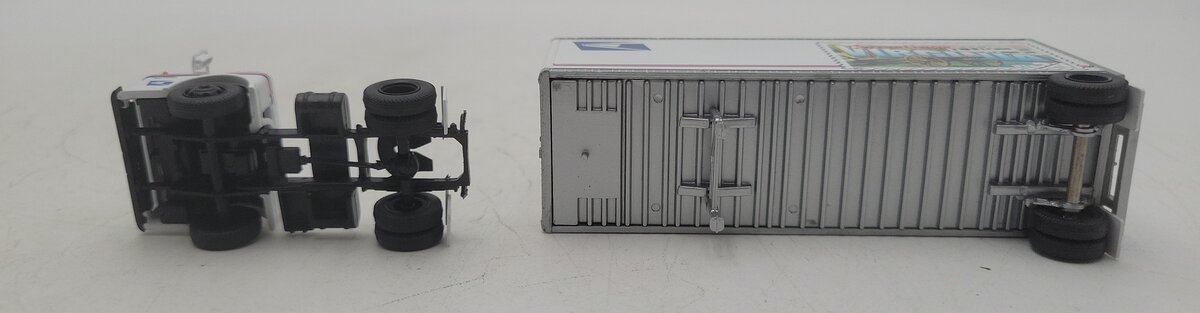 Athearn HO Scale USPS Truck and Trailer - Virginia LN