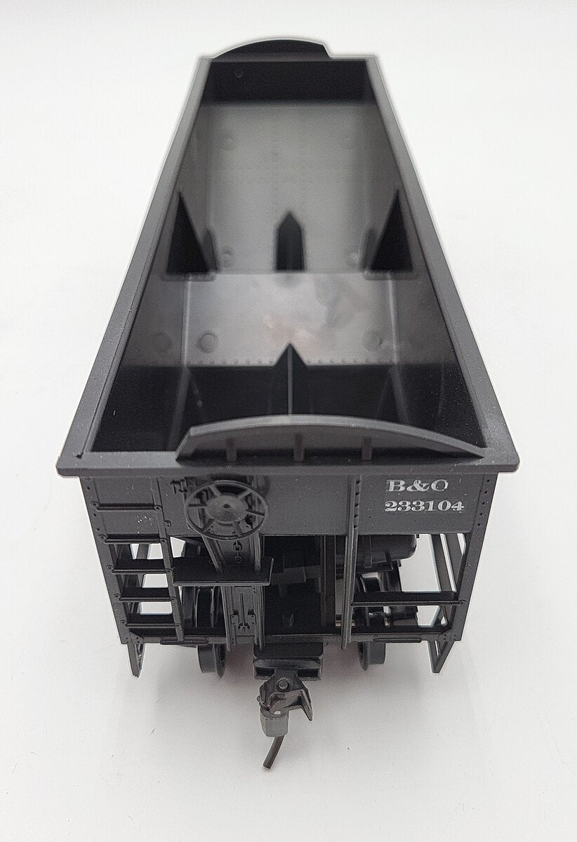 Weaver O Scale Baltimore and Ohio Hopper Car #233104 2-Rail EX/Box