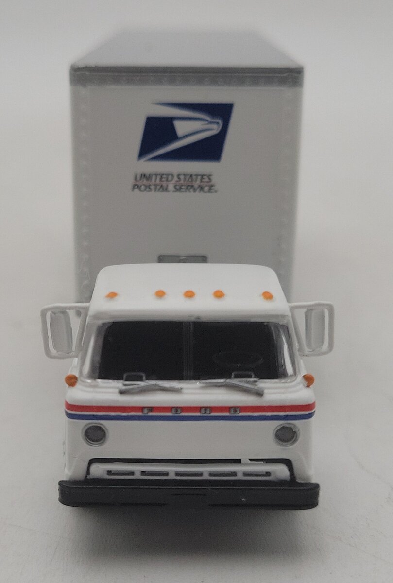 Athearn 93407 HO Scale USPS Truck and Trailer - Connecticut EX