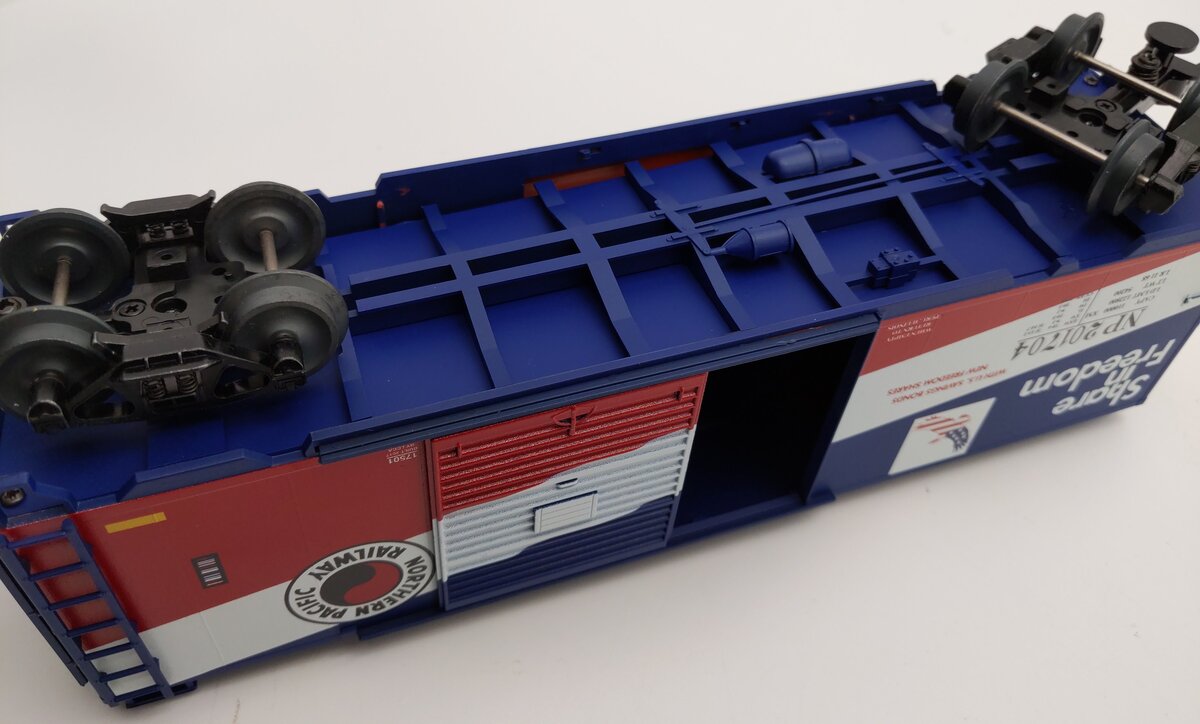 Lionel 3-17501 O Gauge LCCA 2017 Convention NP "Share the Freedom" Boxcar/Box