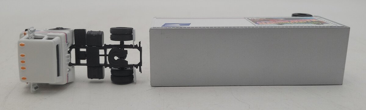Athearn 93421 1:87 USPS Ford C Tractor & Massachusetts Pup Trailer EX