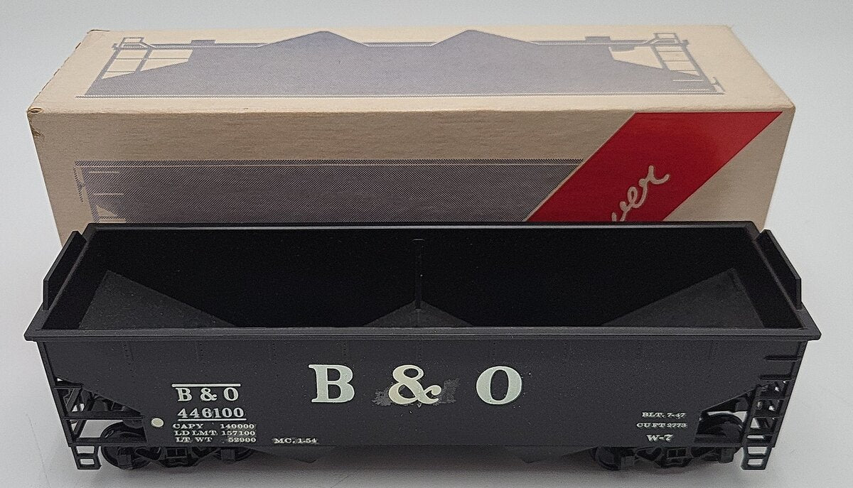 Weaver O Scale Baltimore and Ohio Hopper Car #446100 2-Rail VG/Box