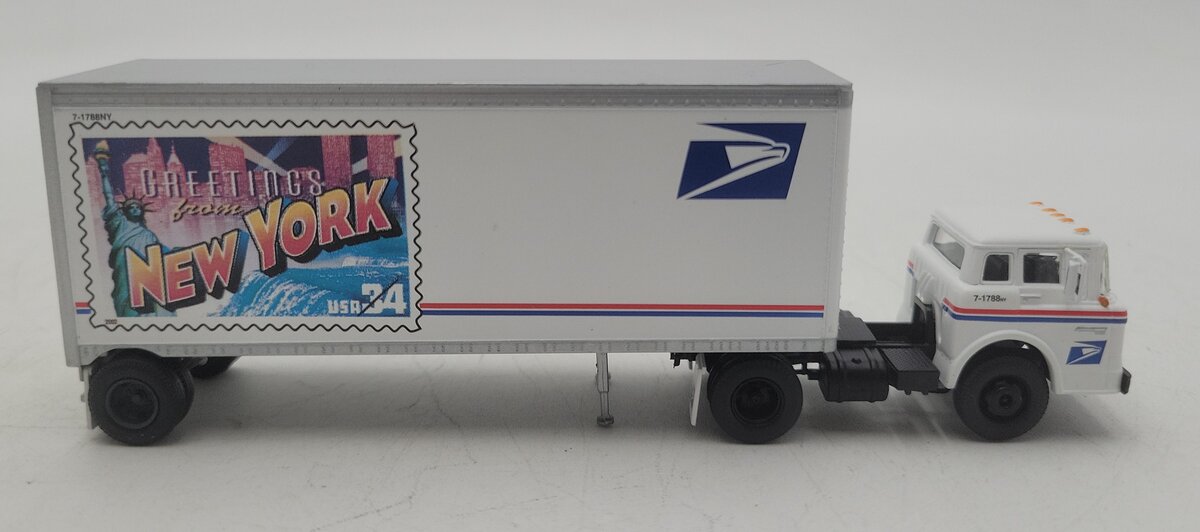 Athearn 93432 HO Scale USPS Tractor & 28' Pup Trailer - New York EX