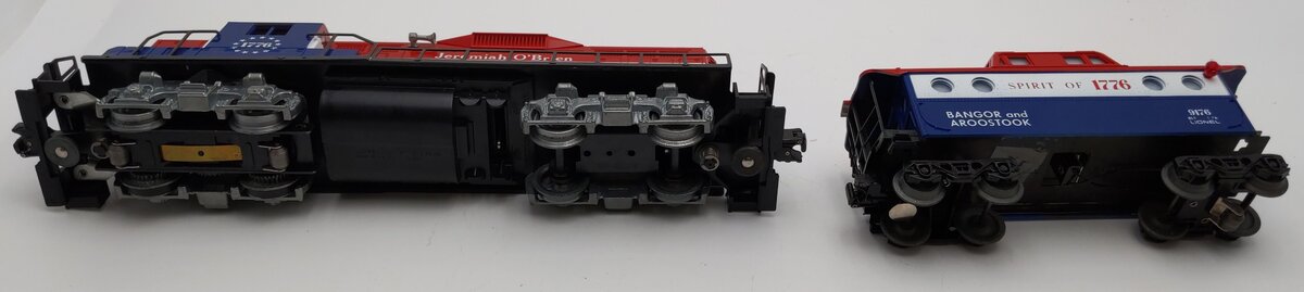 Lionel 6-8665 O Gauge BAR Jeremiah O' Brien GP-9 Diesel Locomotive & Caboose VG/Box