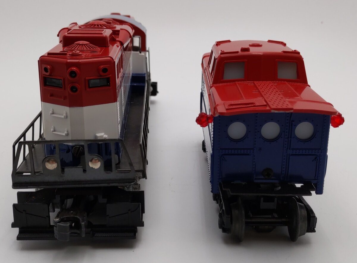 Lionel 6-8665 O Gauge BAR Jeremiah O' Brien GP-9 Diesel Locomotive & Caboose VG/Box