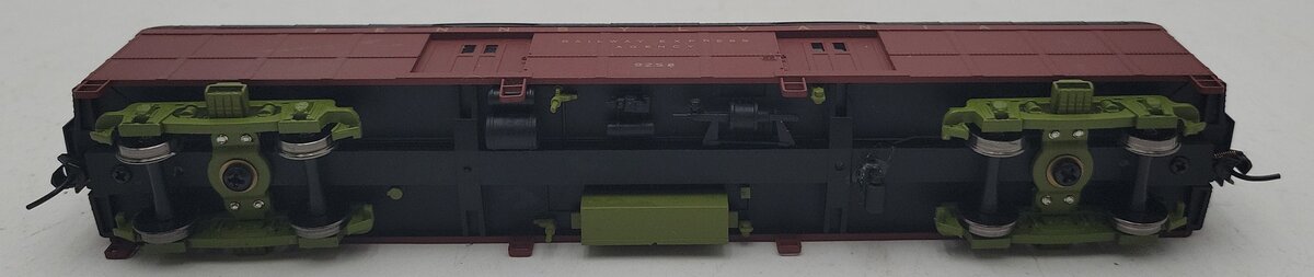 Walthers 932-5831 HO Scale Pennsylvania B60B Baggage Car EX/Box