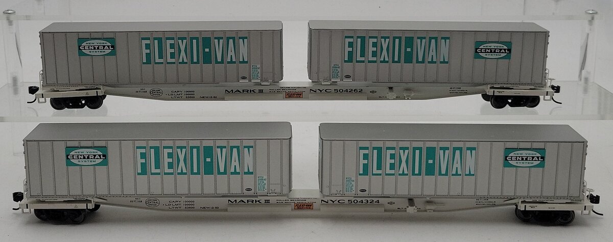 Walthers 932-240852 HO NYC Gold Mark III Flexi-Van Flat w/Trailers (Set of 2) EX