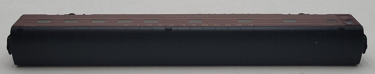 Walthers 932-6767 HO Pennsylvania Pullman-Standard 52-Seat Passenger Coach Car EX
