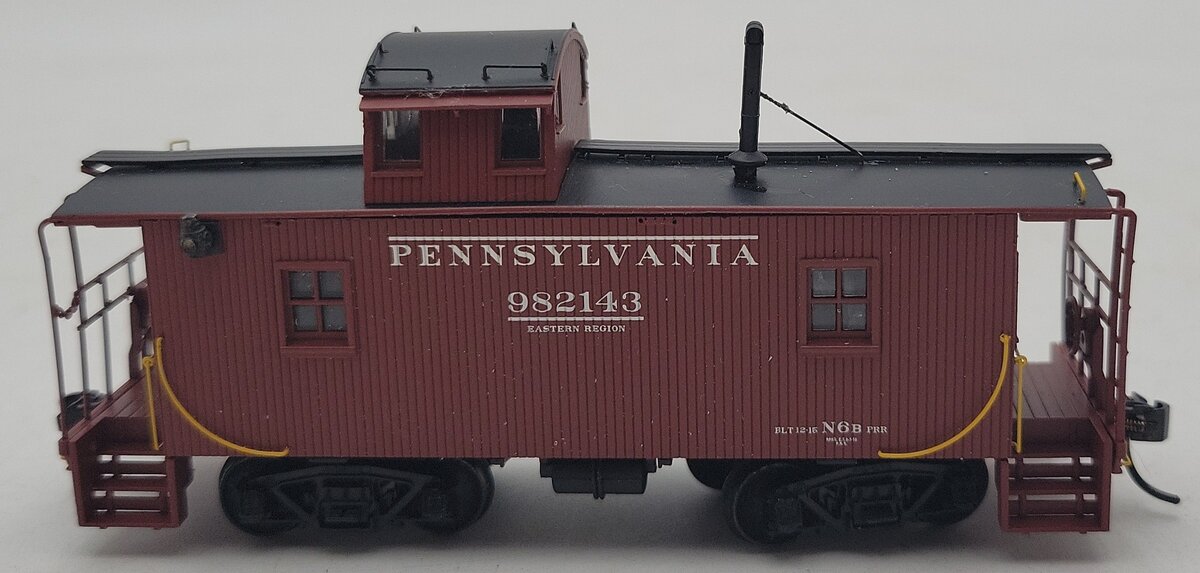 Walthers 920-103401 HO Scale Pennsylvania N6b Class Cabin Car #982143 EX/Box