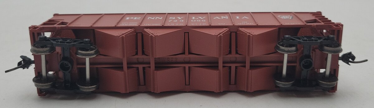 Bowser 43042 HO Pennsylvania Shadow Keystone H21a Hopper #723055 EX