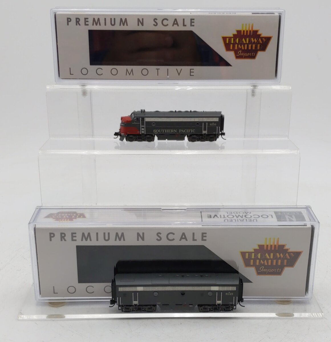 Broadway Limited 7760 N SP EMD F7 A/B Diesel Locomotive Sound/DC/DCC #6233/#8148 EX/Box
