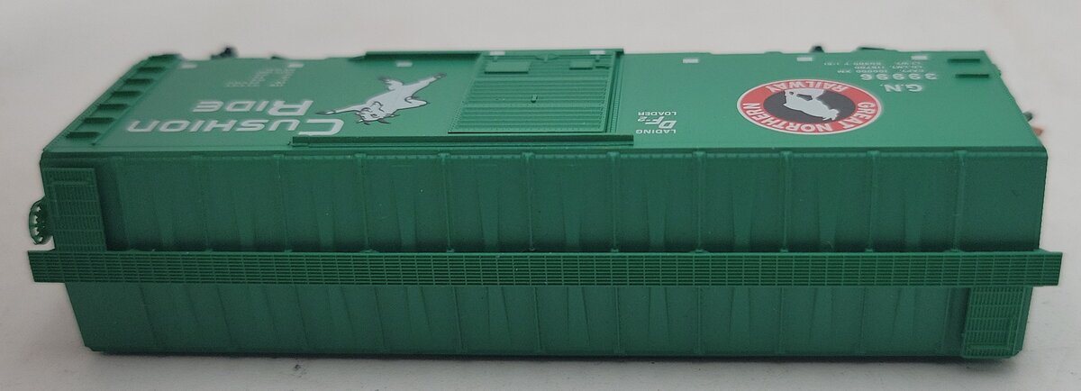 Micro-Trains 02000680 N Great Northern 40' Standard Single Door Boxcar #39996 LN/Box