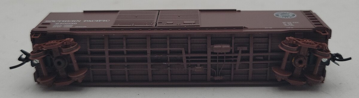Micro-Trains 03400391 N Southern Pacific 50' Standard Double Door Boxcar #210036 LN/Box