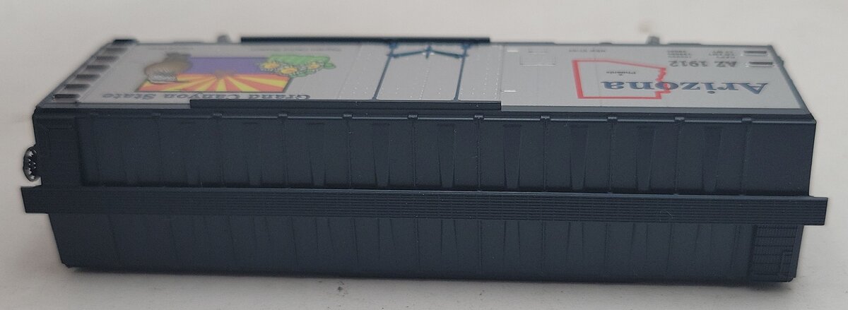 Micro-Trains 02100381 N Scale Arizona State 40' Standard Plug Door Boxcar #1912 LN/Box