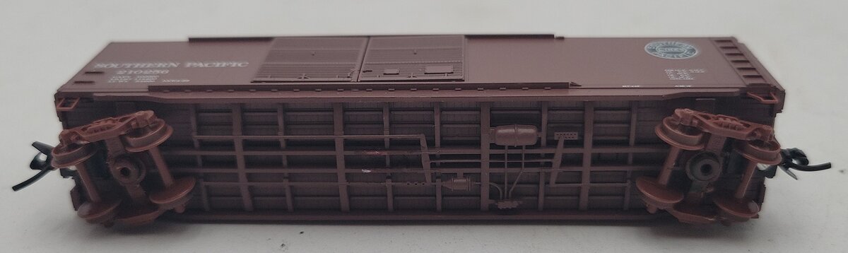 Micro-Trains 03400392 N SP 50' Double-Door Boxcar w/Freight Load #210256 LN/Box
