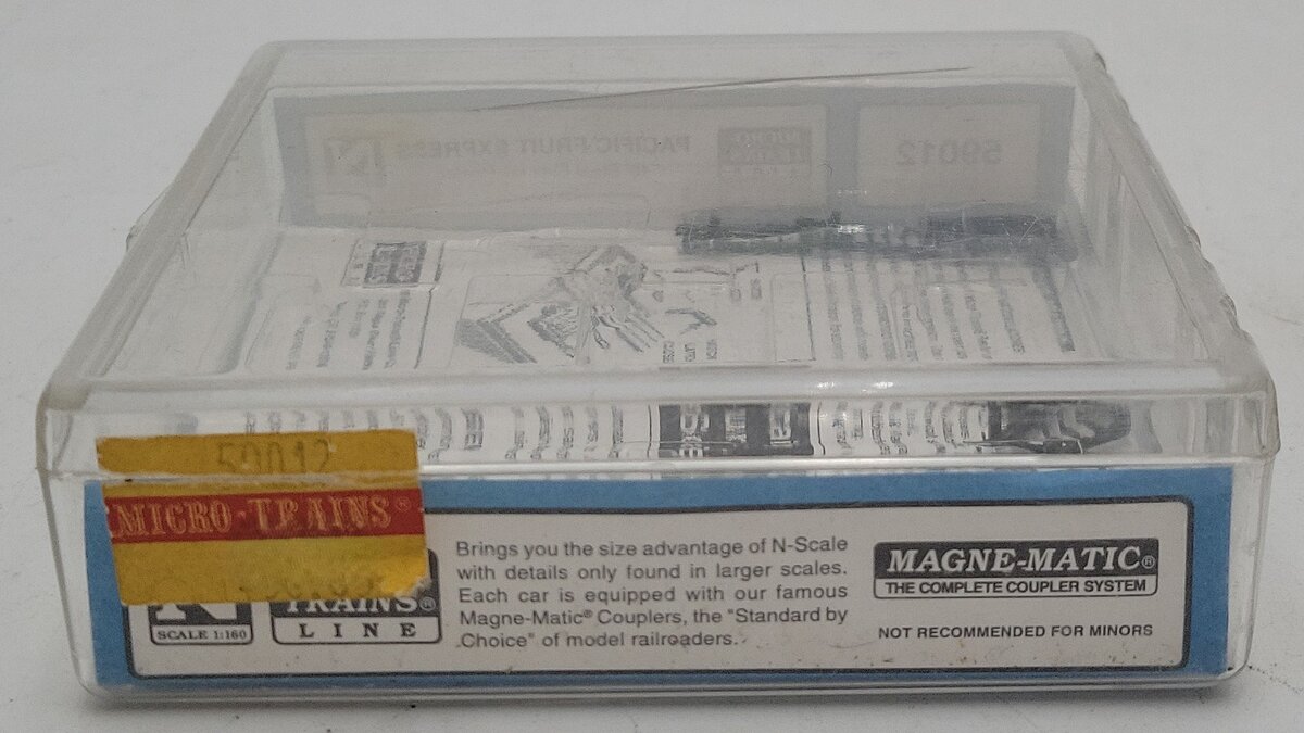 Micro-Trains 05900012 N Pacific Fruit Express 40' Steel Side Reefer (Set of 3) EX/Box