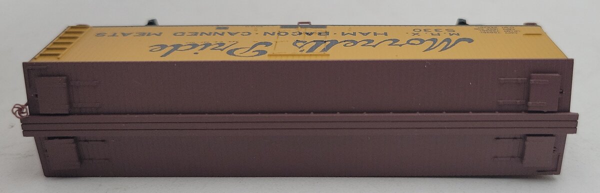 Micro-Trains 04900610 N Morrell's Pride 40' Double Sheathed Wood Reefer #5330 EX/Box