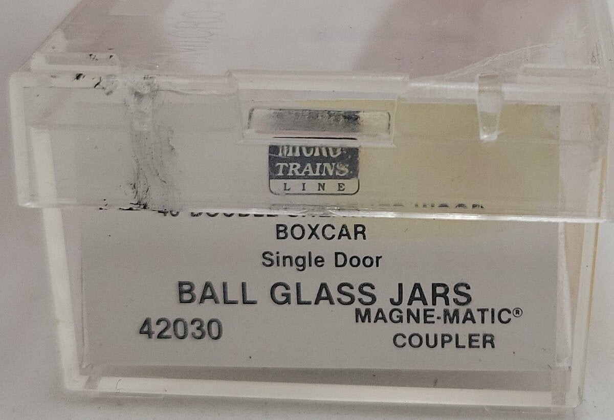 Micro-Trains 04200030 N MWR Ball Glass Jars 40' Dbl Sheathed Wood Boxcar #1020 EX/Box
