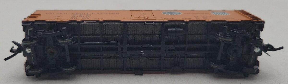 Micro-Trains 05900520 N Pacific Fruit Express 40' Steel Side Ice Reefer #41507 LN/Box