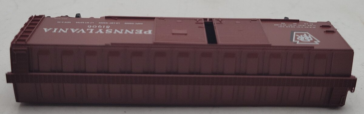 Micro-Trains 07800010 N PRR 50' Double Side Doors & End Door Auto Boxcar #81906 EX/Box