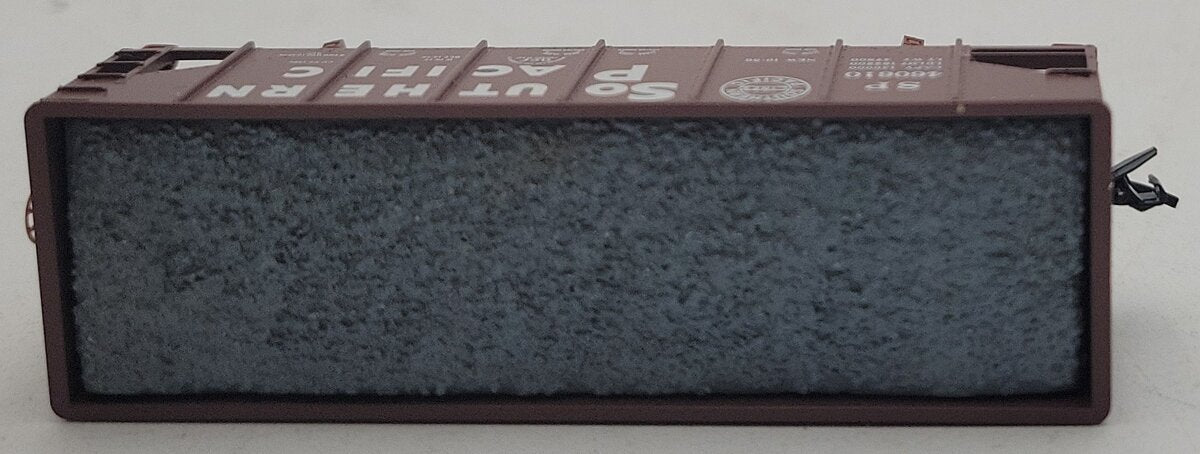 Micro-Trains 05652340 N SP 33' Rib Sides Twin Bay Hopper with Coal Load #460610 LN/Box