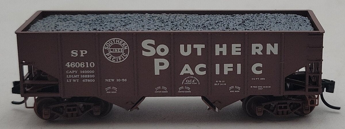 Micro-Trains 05652340 N SP 33' Rib Sides Twin Bay Hopper with Coal Load #460610 LN/Box