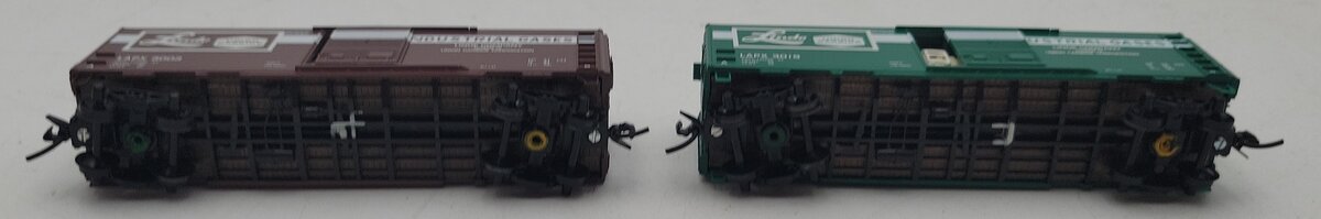 Micro-Trains 12-07 N Scale MTL Special Run 12-07 Linde/Union Carbide (Pack of 2) EX/Box