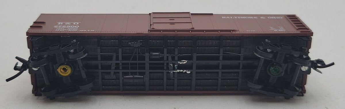 Micro-Trains 12000210 N B&O 40' Flat Panel Roof Single Door Boxcar #272500 EX/Box