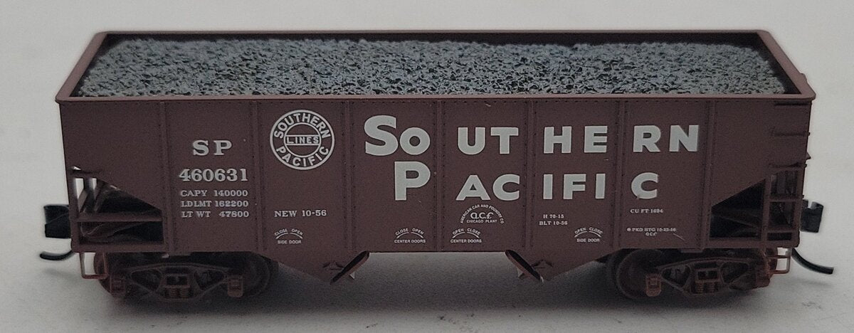 Micro-Trains 05653340 N SP 33' Rib Sides Twin Bay Hopper with Coal Load #460631 LN/Box