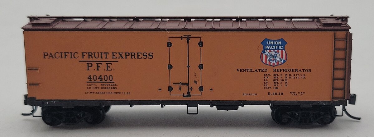 Micro-Trains 05900010 N Pacific Fruit Express 40' Steel Side Ice Reefer #40400 EX/Box