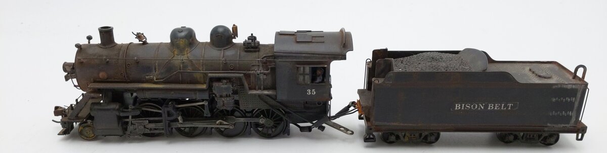 Bachmann HO Custom Bison Belt 2-4-0 Steam Locomotive & Tender w/DCC