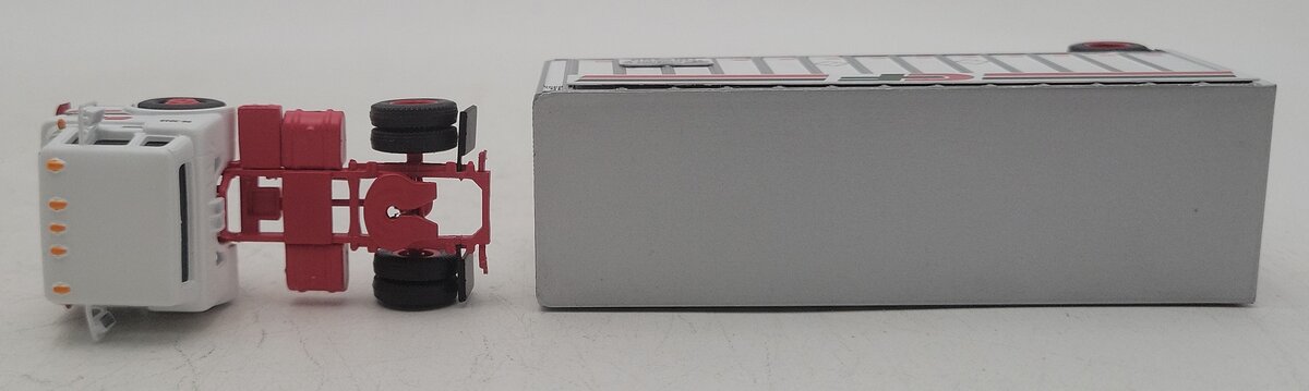 Athearn 91001 HO Scale Consolidated Freightways Ford C w/ 28' Wedge Trailer EX