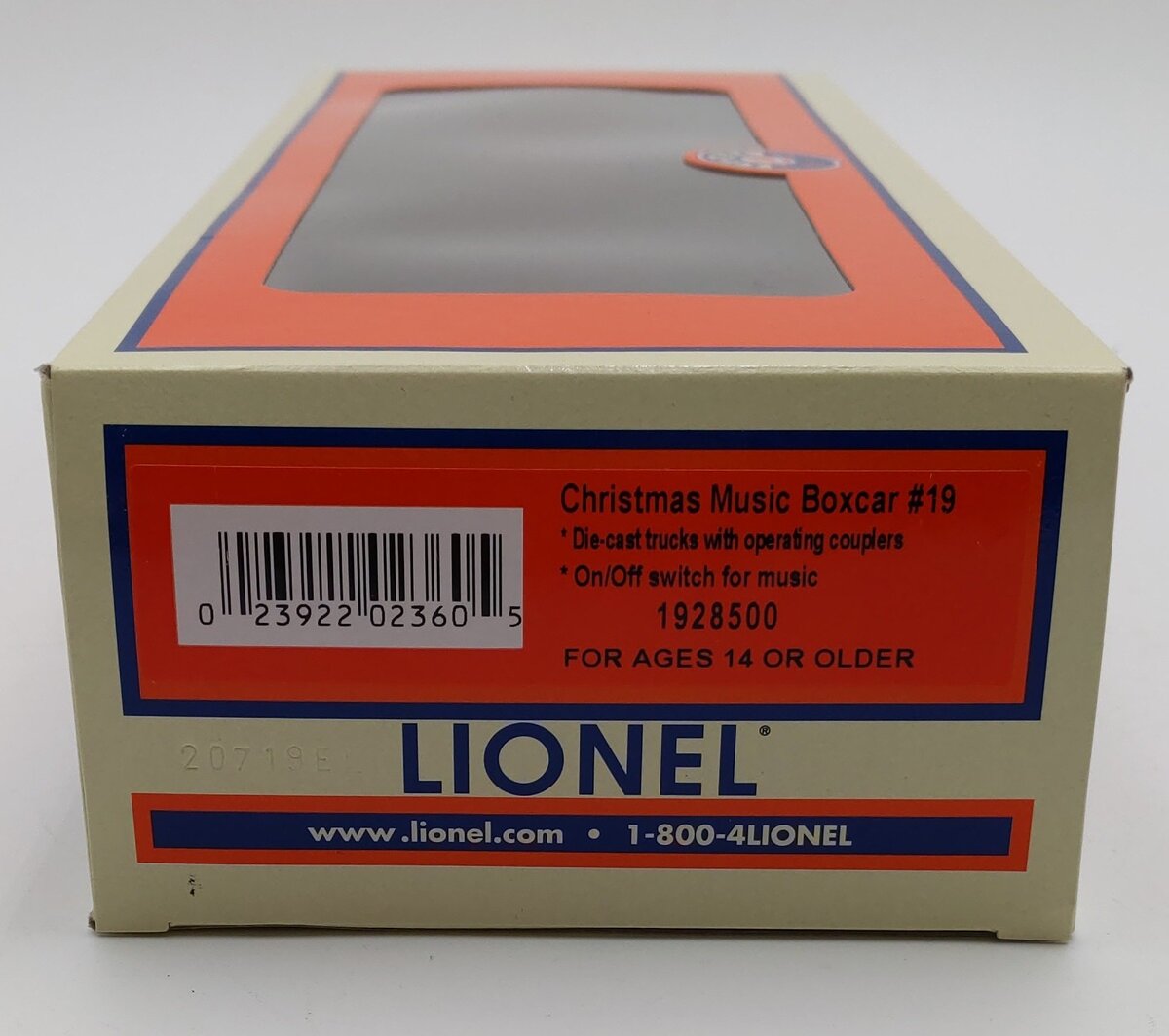 Lionel 1928500 O Gauge Christmas Music Boxcar #19