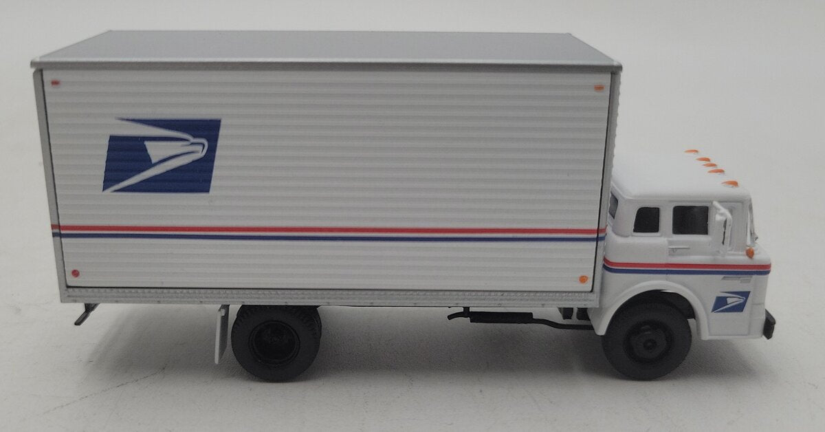 Athearn 93251 HO USPS Ford C-Series With Van Body Ready To Roll LN