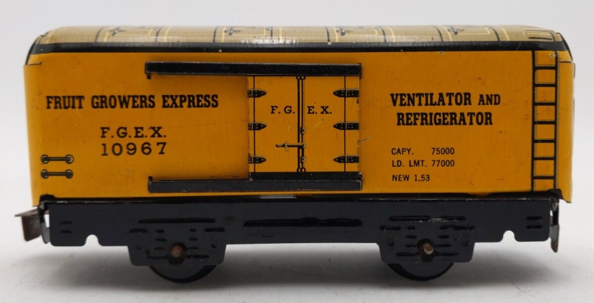 Marx 10967 Vintage O Fruit Growers Express Tin Litho Boxcar VG