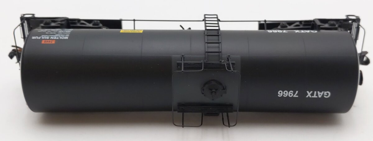 Walthers 920-100004 HO GATX Proto 40ft 14K Tank Car #7966 LN/Box
