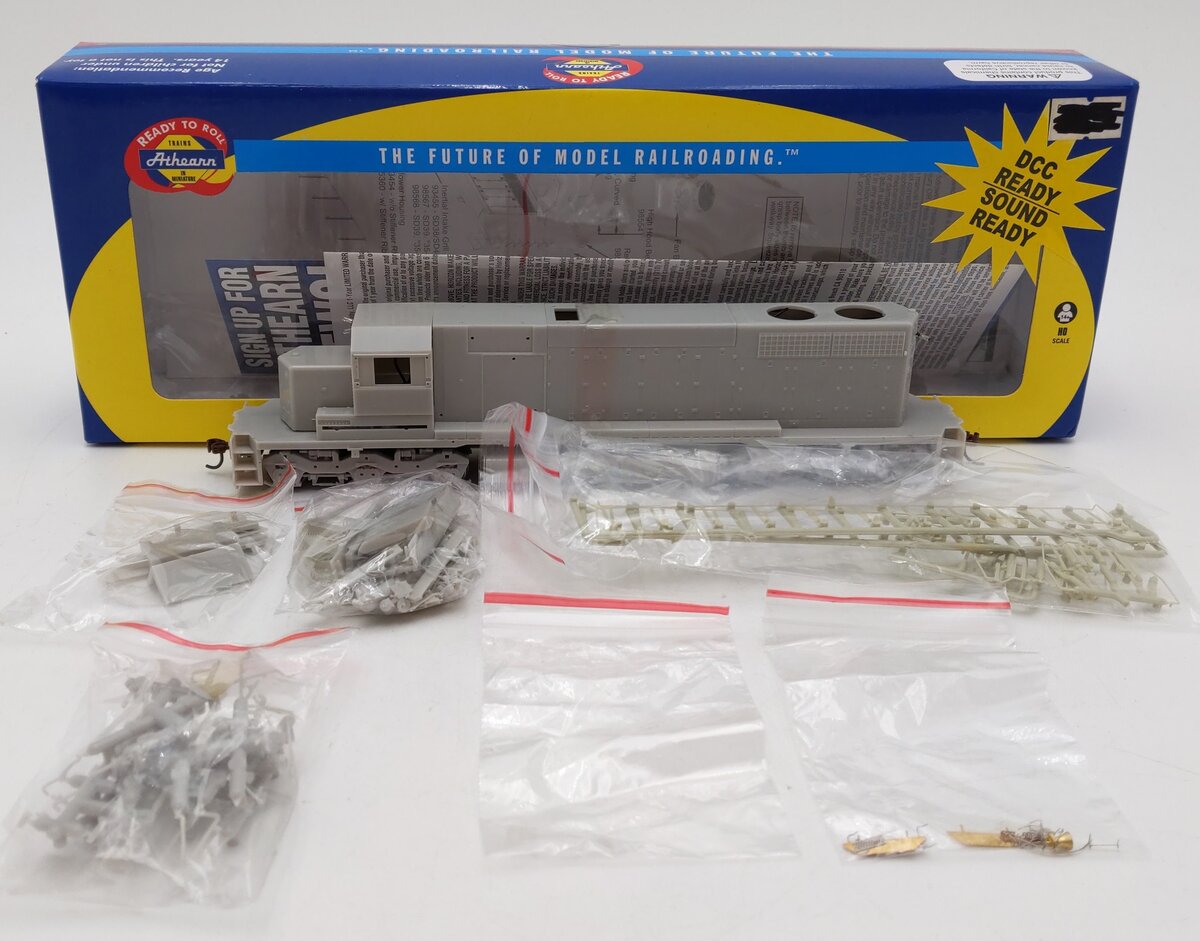 Athearn ATH98773 HO Scale Undecorated SD39 Diesel Locomotive LN/Box