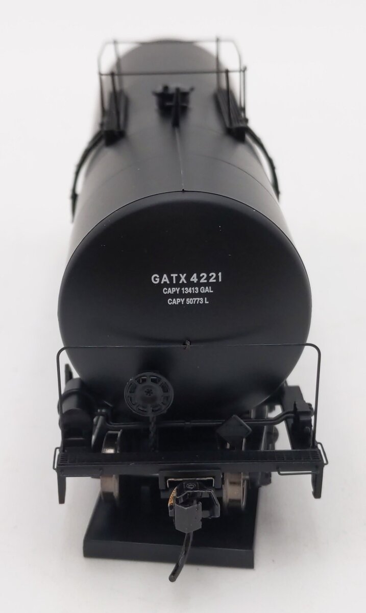 Walthers 920-100140 HO Staley 40' UTLX 16k Gallon Funnel-Flow Tank Car #4221 LN/Box