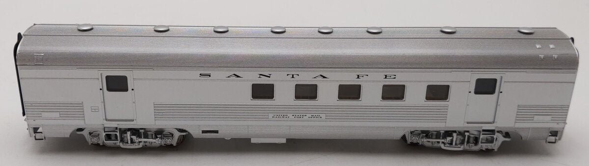 Walthers 932-6445 HO Scale Santa Fe 63' Budd Railway Post Office Car LN/Box