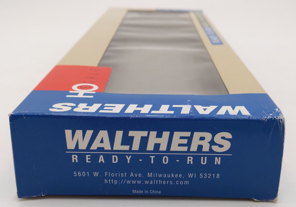 Walthers 932-6445 HO Scale Santa Fe 63' Budd Railway Post Office Car LN/Box