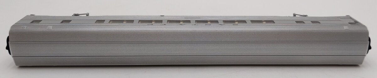 Walthers 932-6385 HO Scale Santa Fe 85` Budd 52-Seat Coach Passenger Car EX/Box