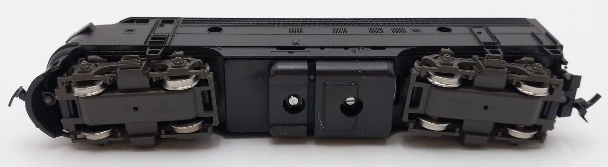 Atlas 7045 HO Scale Undecorated FP7 Diesel Locomotive EX/Box