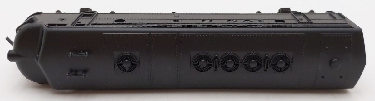 Atlas 7045 HO Scale Undecorated FP7 Diesel Locomotive EX/Box