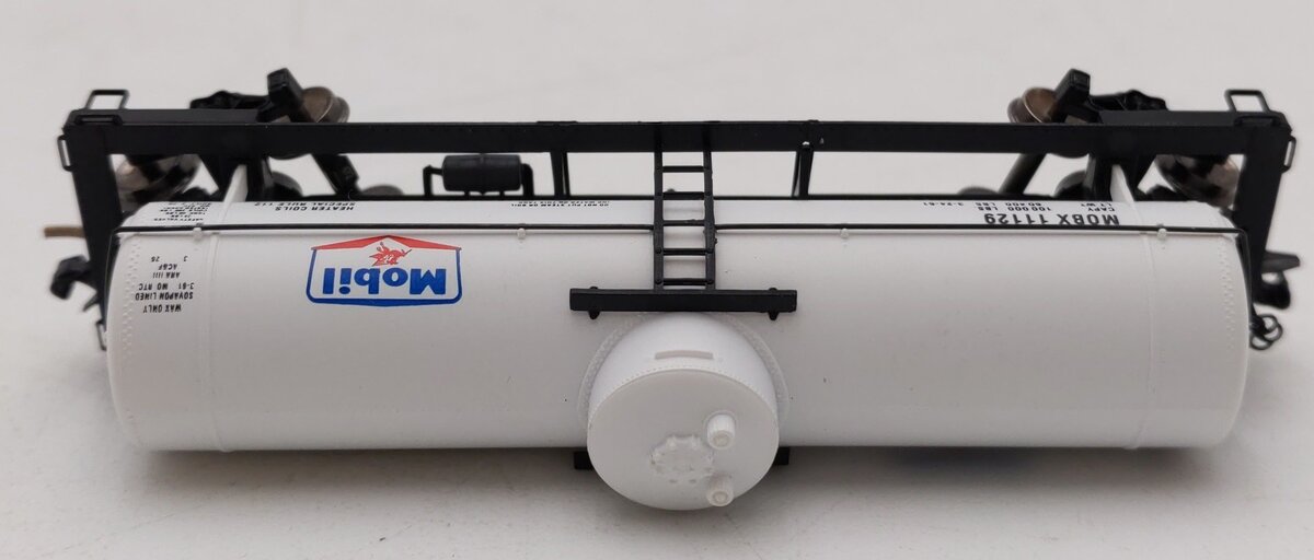 Micro-Trains 06500120 N Mobil Oil 39' Single Dome Tank Car #11129 LN/Box