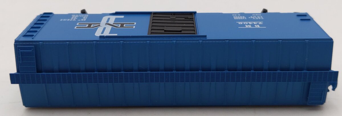 Micro-Trains 20140 N Scale Boston & Maine 40' Standard Single Door Boxcar #74406 LN/Box