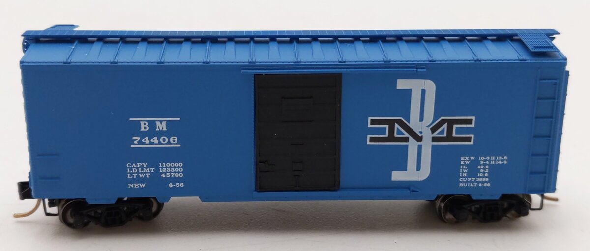 Micro-Trains 20140 N Scale Boston & Maine 40' Standard Single Door Boxcar #74406 LN/Box