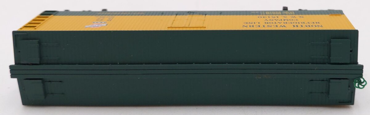 Micro-Trains 04900270 N North Western 40' Double Wood Sheathed Reefer #15130 EX/Box