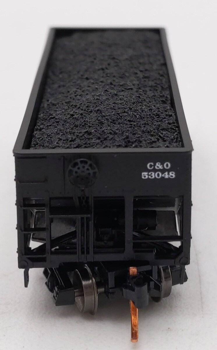 Micro-Trains 05700070 N Scale C&O 33' Twin Bay Composite Side Hopper #53048 LN/Box